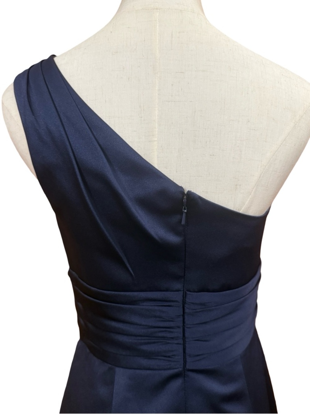 David’s Bridal Dark Blue One Shoulder Dress With Bow Accent Size 2 - Picture 8 of 12